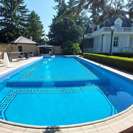 Castle Garden *** Pansiyon Szombathely