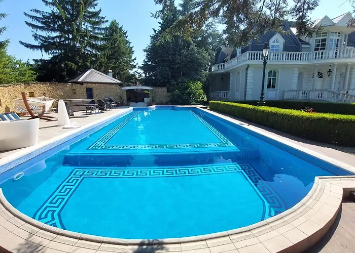 Castle Garden *** Rum i privatbostad Szombathely